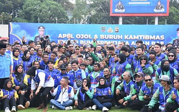 Sinergi Jaga Kamtibmas, Kasrem 044/Gapo Hadiri Apel Ojol dan Buruh Bersama Kapolri di Palembang