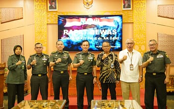 Evaluasi Kualitas Layanan, Pangdam II/Sriwijaya Pimpin Rapat Dewan Pengawas BLU RS TK II AK Gani