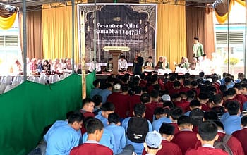 Tingkatkan Kualitas Diri, SMA Negeri 11 Palembang Gelar Pesantren Ramadhan 1447 H