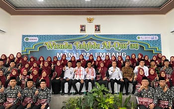 Wisuda Tahfidz MAN 1 Palembang: Kakanwil Tegaskan Madrasah Harus Jadi Garda Terdepan Cetak Generasi Qurani