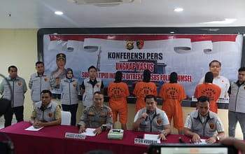 Ditreskrimsus Polda Sumsel Bongkar Pabrik Miras Oplosan di Banyuasin, 20.088 Botol Disita