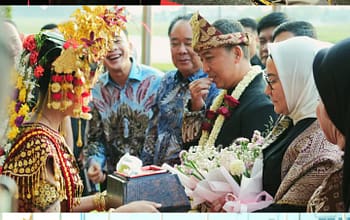 Wakapolda bersama Forkopimda Sumsel Sambut Kedatangan Irjen Pol Sandi Nugroho di Bumi Sriwijaya