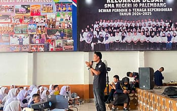 Tekankan Kedisiplinan Generasi Digital, SMAN 10 Palembang Sukses Gelar MPLS 2026