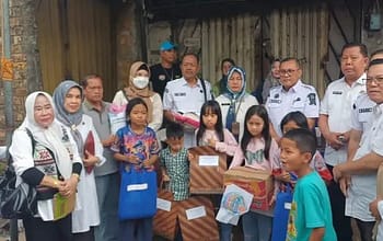 Peduli Korban Kebakaran 8 Ulu, Dinas Pendidikan Kota Palembang Salurkan Bantuan hingga Fasilitasi Penggantian Ijazah