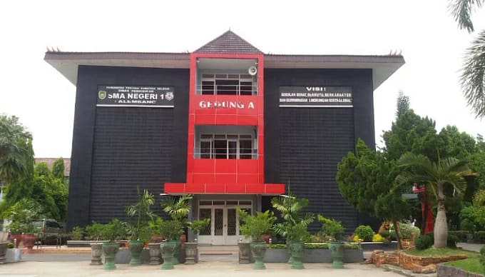 SMAN 1 Palembang Siap Hadapi TKA (Tes Kemampuan Akademik), Siswa Antusias dan Sekolah Tambah Jam Belajar Khusus
